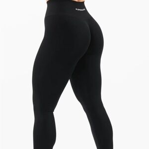 Alphalete Amplify Leggings